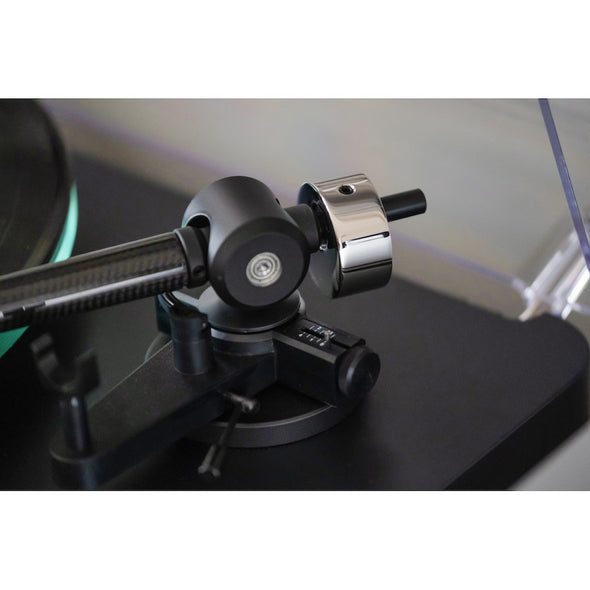 NAD-C588-tonearm-noteworthyaudio-1000x