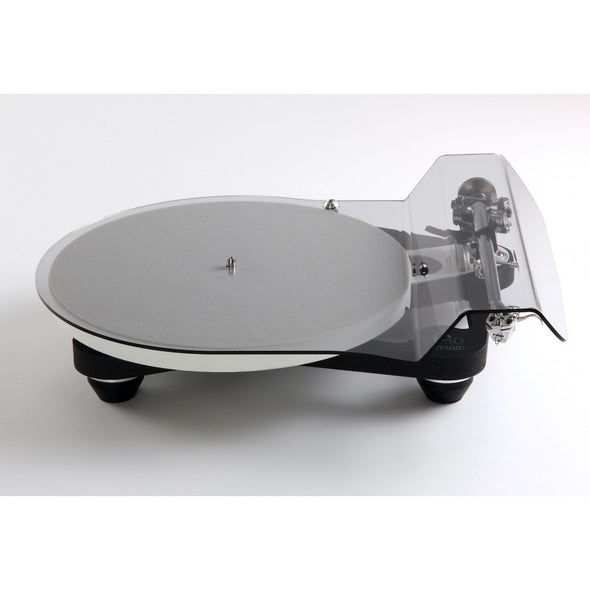 Rega Planar 10 Turntable